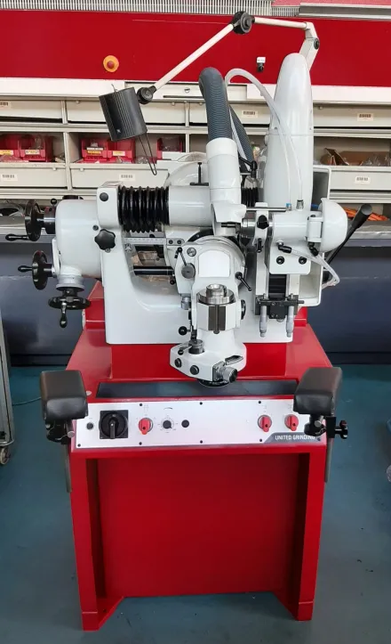 Ewag WS 11 Werkzeugschleifmaschinen – RESALE