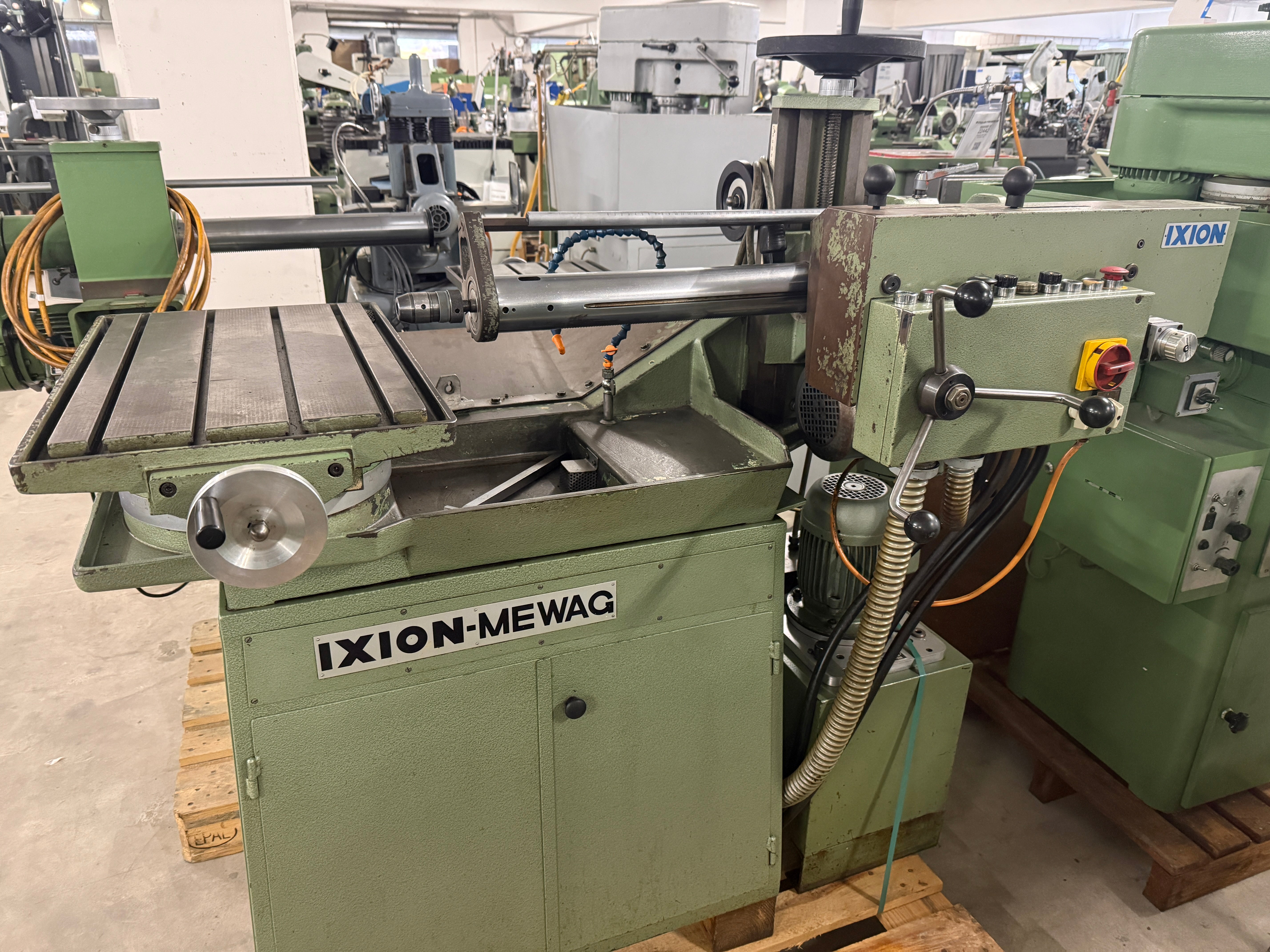 Ixion TL 500 SVA Tischbohrmaschinen – RESALE