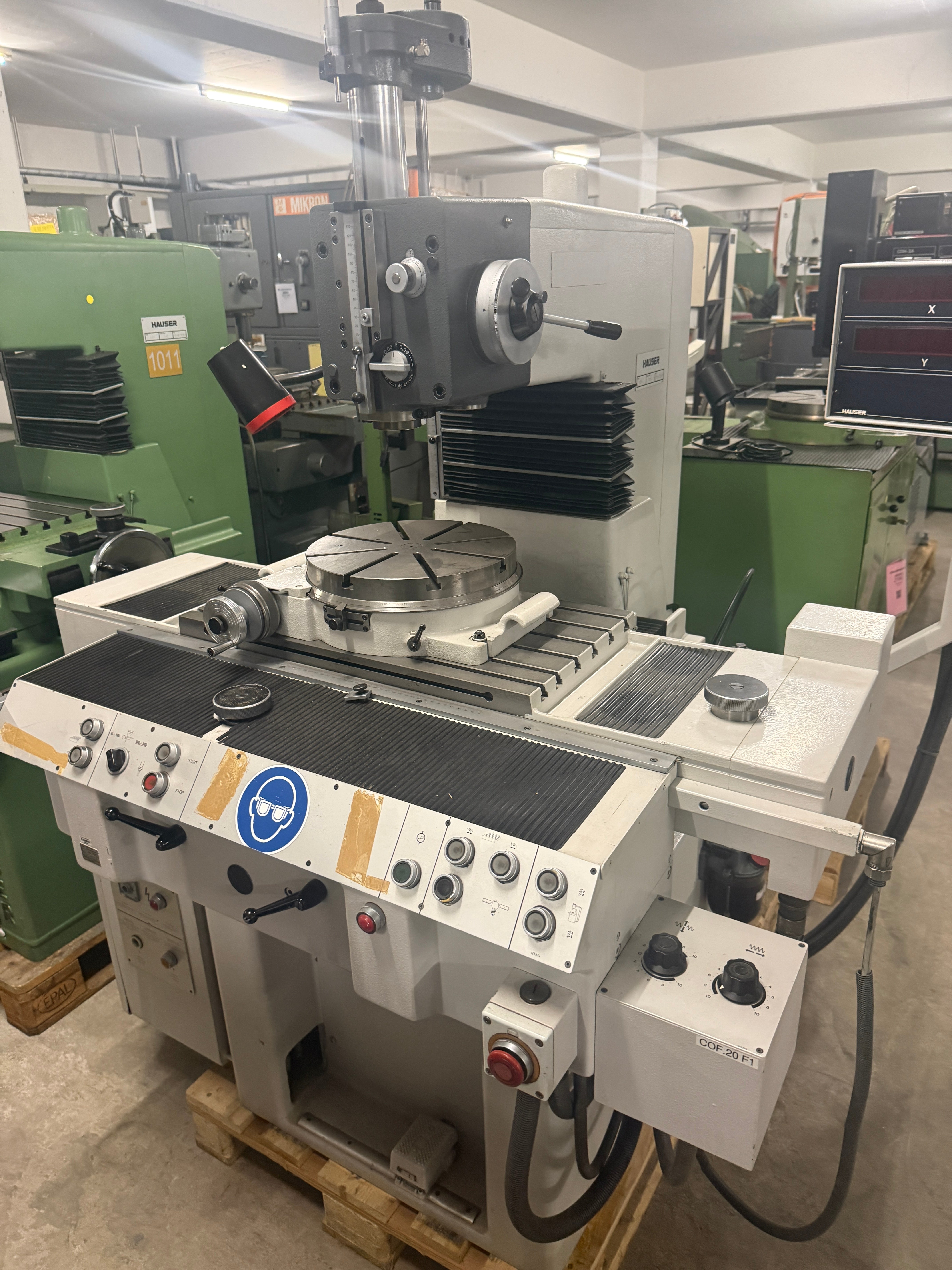 Hauser 3 DR Koordinatenbohrmaschinen – RESALE