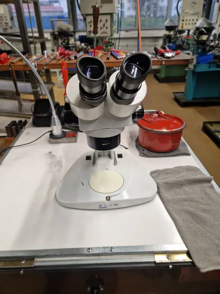 Kern Binoculaire Mikroskope – RESALE