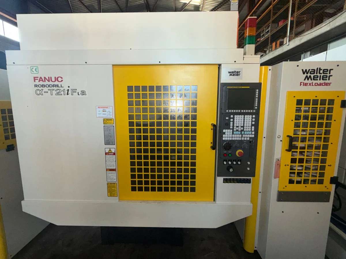FANUC ROBODRILL ALPHA T21 i FIa Vertikale Bearbeitungszentren