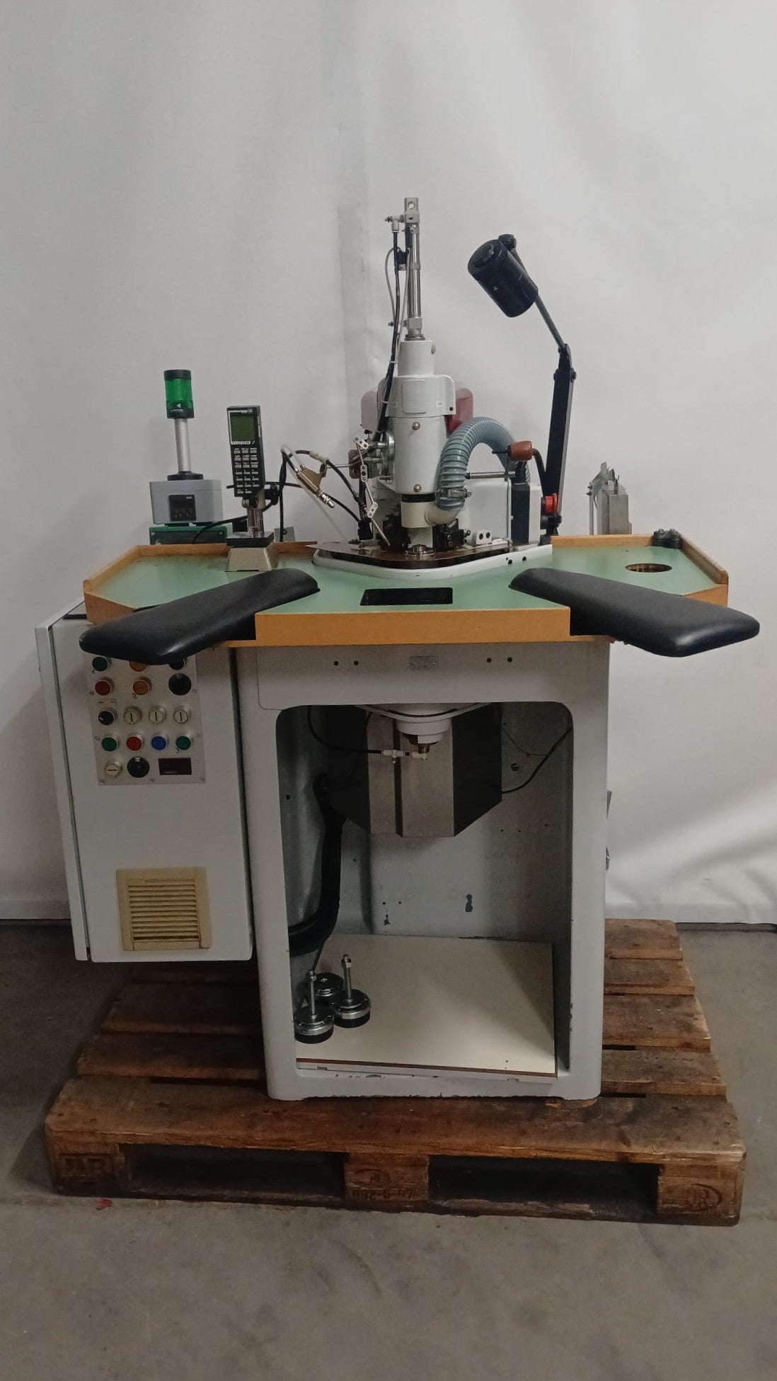 EBOSA D 38 Kantenfräsmaschinen