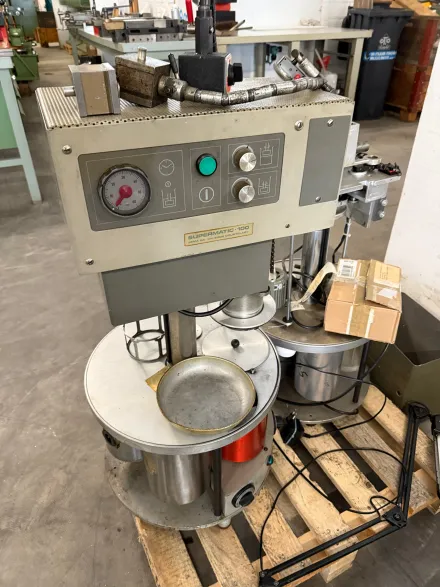 Jema SUPERMATIC 100 Reinigungsmaschinen – RESALE