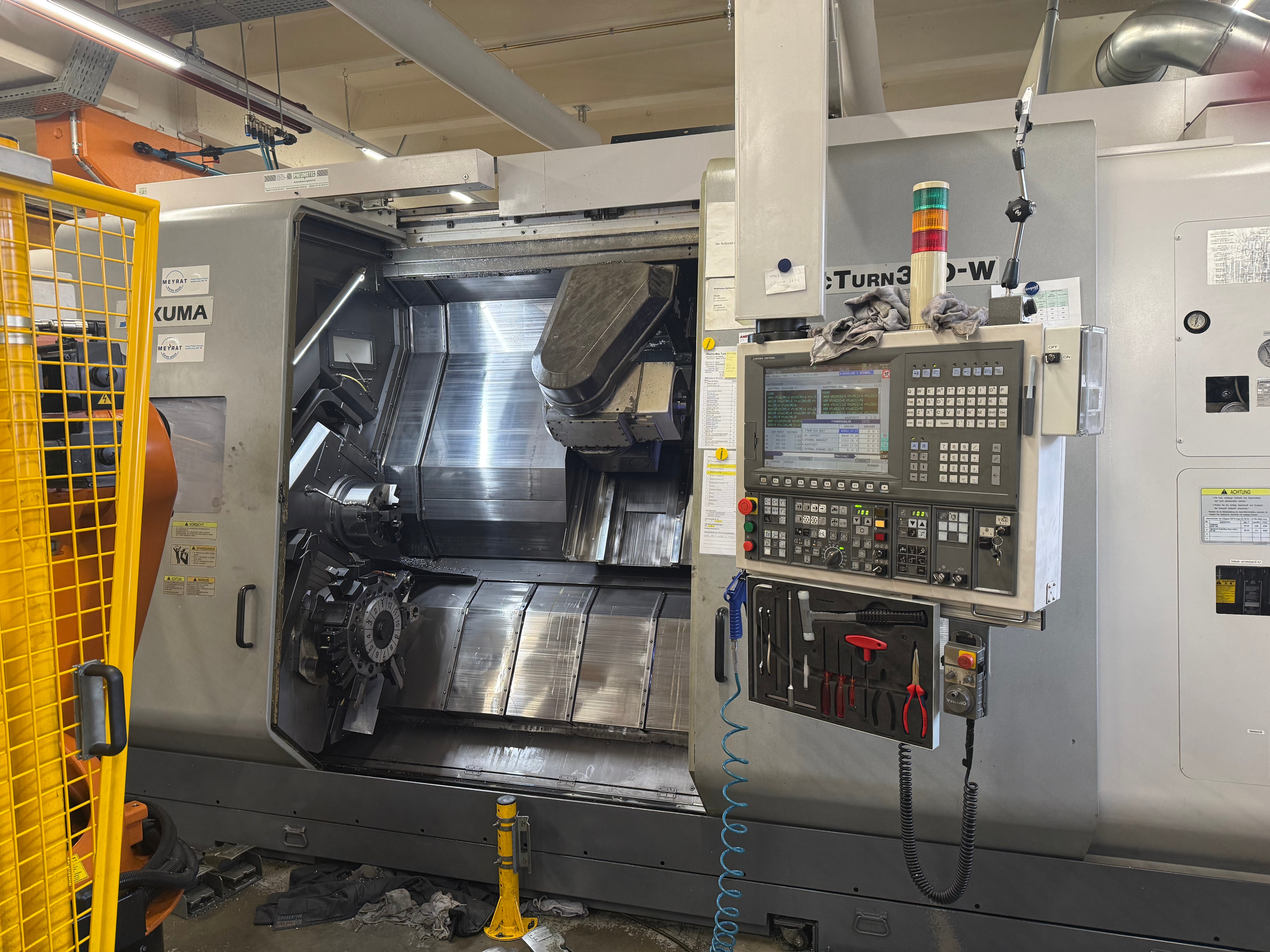 Okuma MAC TURN 350-W Drehbearbeitungszentren – RESALE