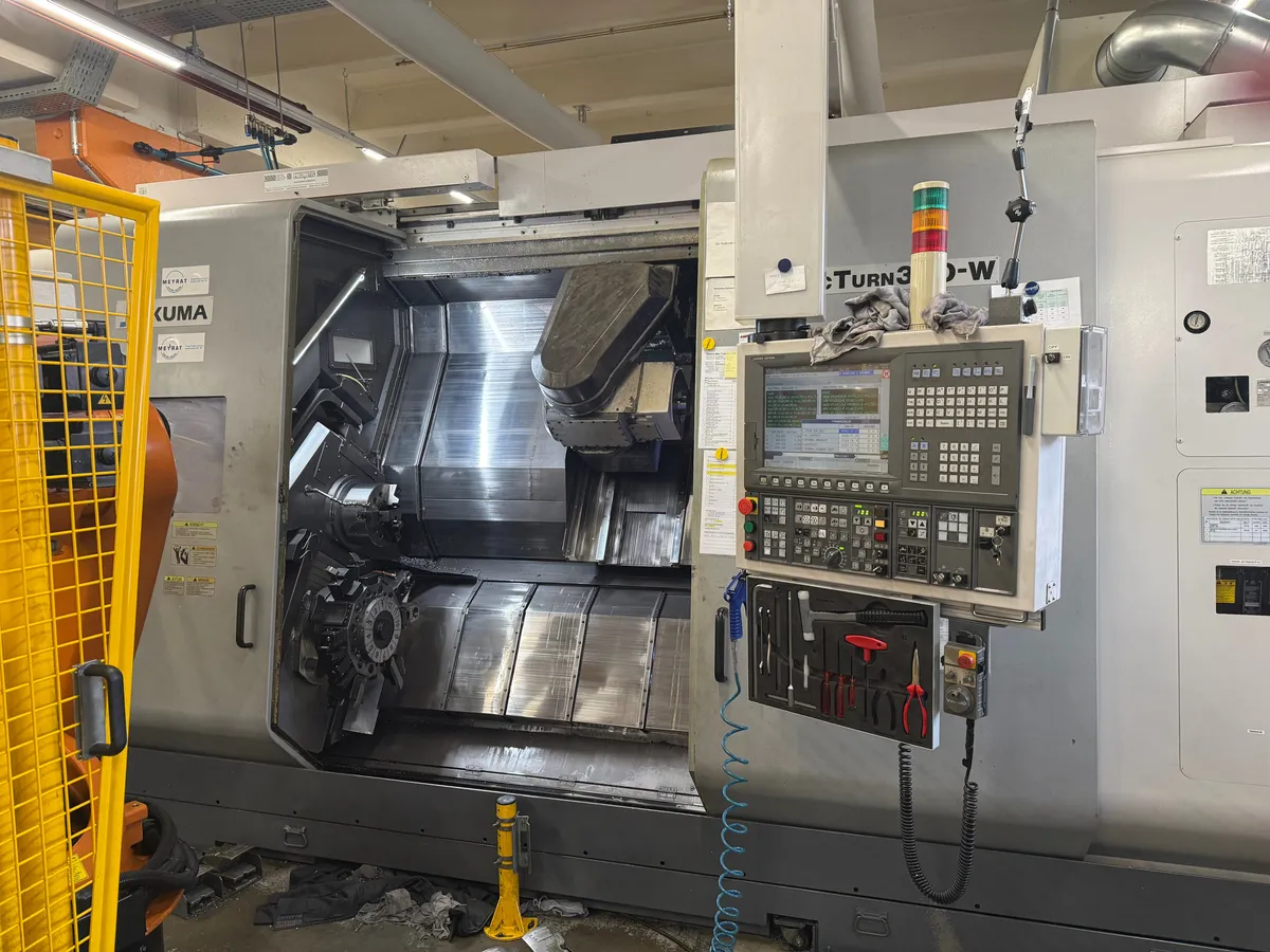 OKUMA MAC TURN 350-W Drehbearbeitungszentren