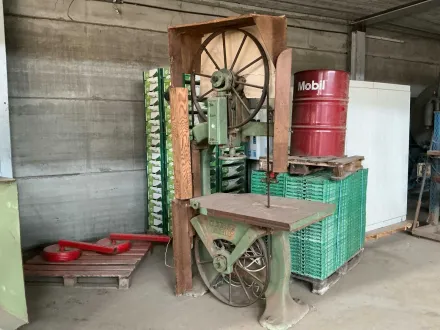 CH. Debelder Brüxelles Bandsägemaschine – RESALE