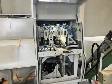 Weinig Keilzinkanlage Model Easy Scan Smart C200 – RESALE