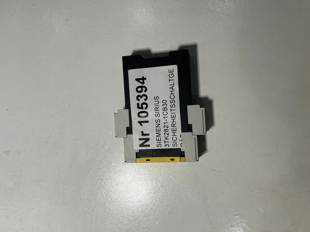 SIEMENS SIRIUS 3TK2826-1CB30 SICHERHEITSSCHALTGERÄ