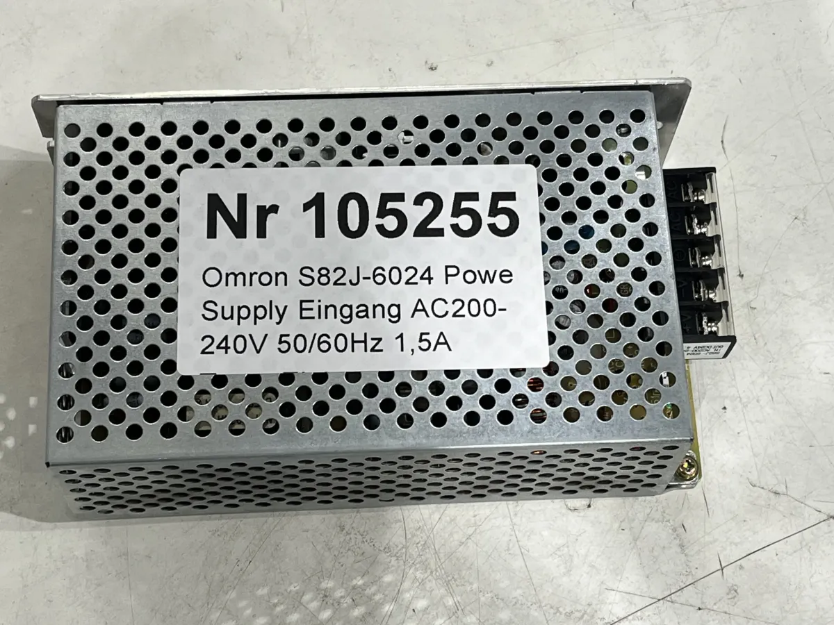 Omron S82J-6024 Powe Supply Eingang AC200-240V 50/