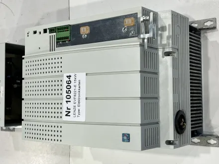 Lenze EVF8221-E 15kW 32A Freq.umrichter + Netzfilt – RESALE