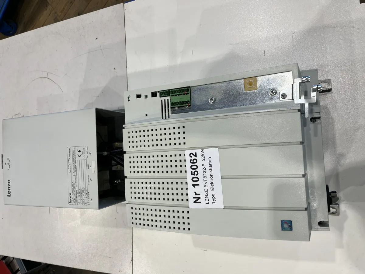 LENZE EVF8222-E 22kW + Netzfilter EZN3A0110H030