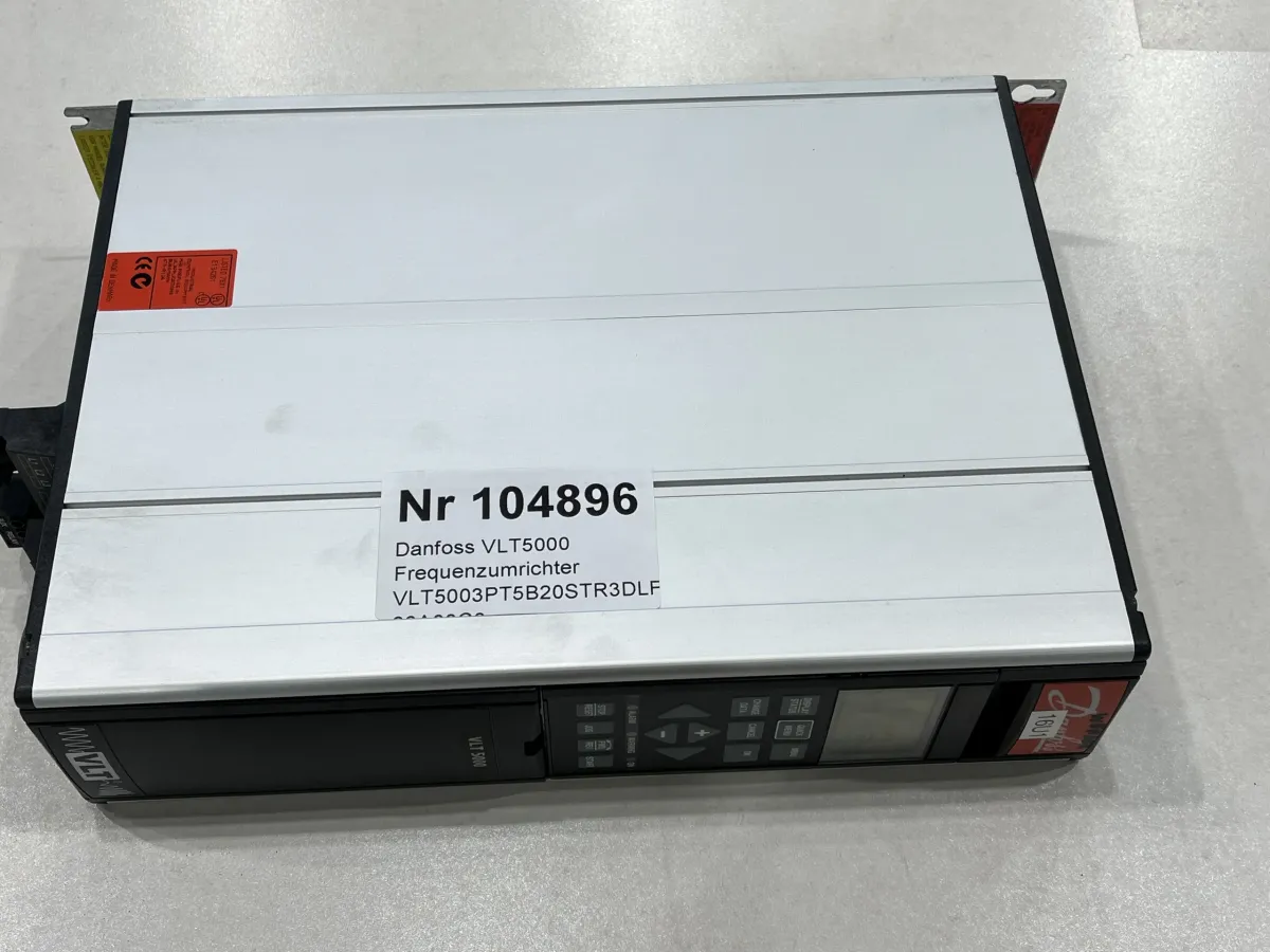 Danfoss VLT5000 Frequenzumrichter VLT5003PT5B20STR