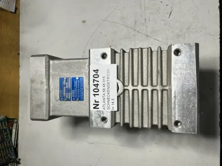 ATLANTA 58 45 015 SCHNECKENGETRIEBE I= 14,5 – RESALE