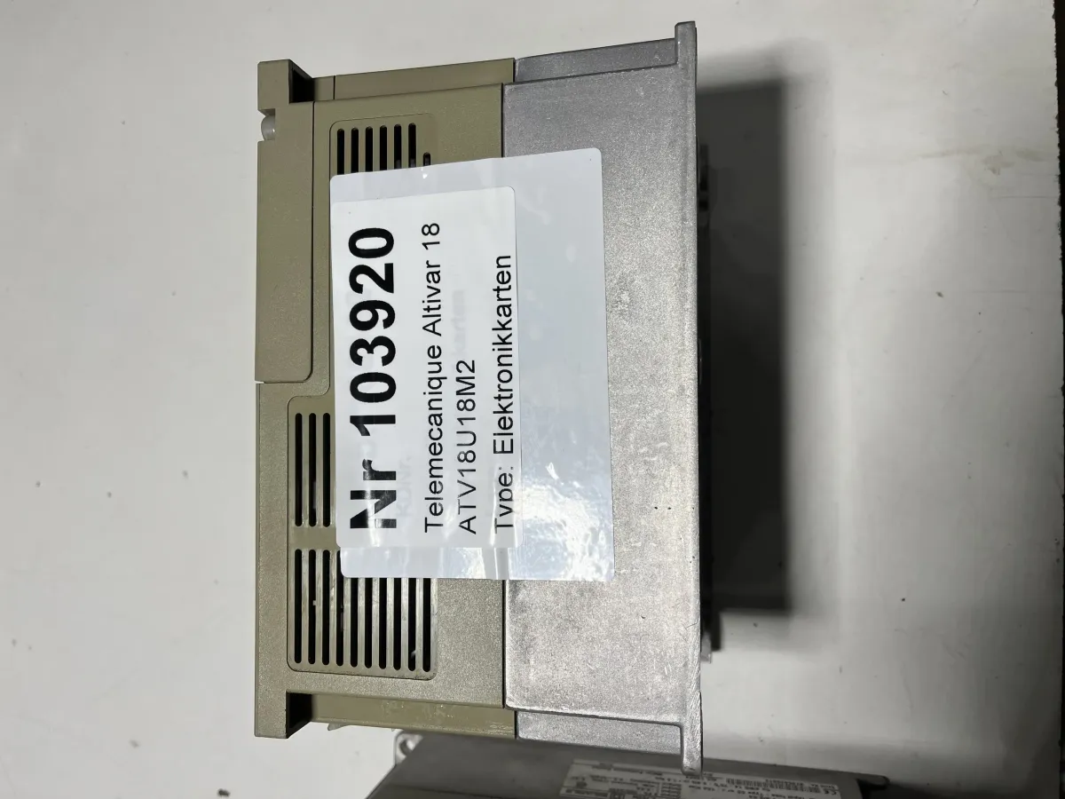 Telemecanique Altivar 18 ATV18U18M2