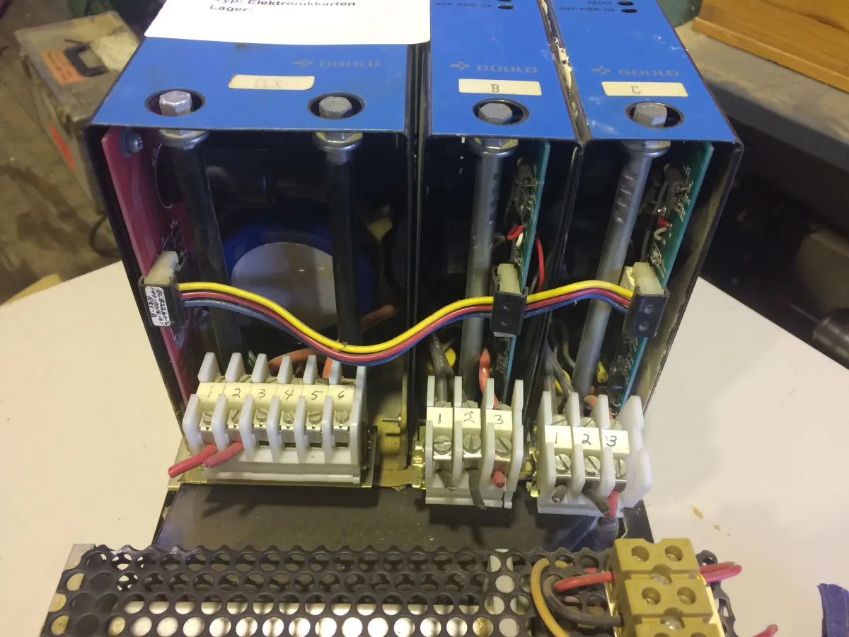 Gould CLX Umrichter 55-1010-01 Power Supply