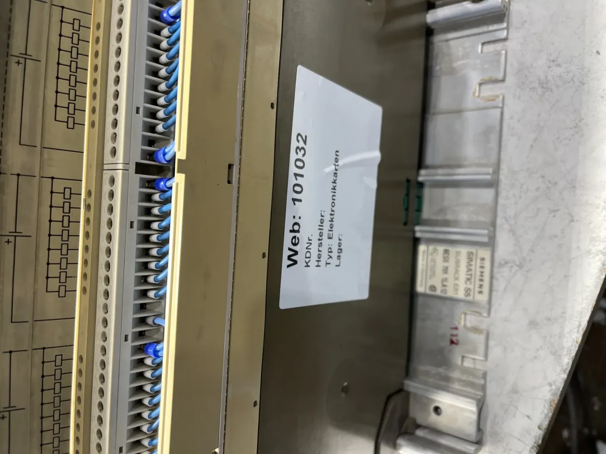 Siemens 6ES5451-7LA11 Digital-Outputmodul 32 x 24V