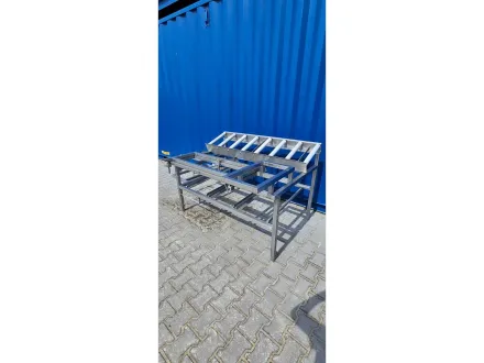 Schneidetisch – RESALE