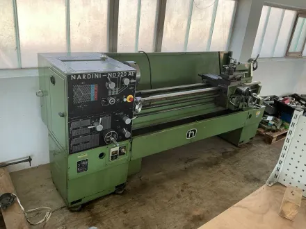 NARDINI - ND 220 AE - Leit- und Zugspindeldrehmaschine – RESALE