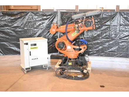 KR 210 R2700 extra - KUKA Industrieroboter KR 210 R2700 extra inkl. Schaltschrank VKR C4 – RESALE