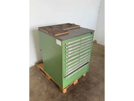 Werkzeugschrank mit Inhalt – RESALE