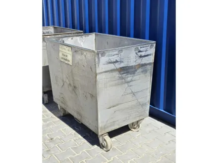 Mobiler Edelstahlbehälter – RESALE