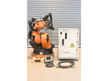 KUKA KR 200-2 COMP Kuka Industrieroboter KR 200-2 comp inkl. (V)KRC2 ed05 + Panel 00-130-547 – RESALE
