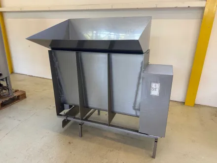 Förderer - Bunker mit Förderwerk – RESALE