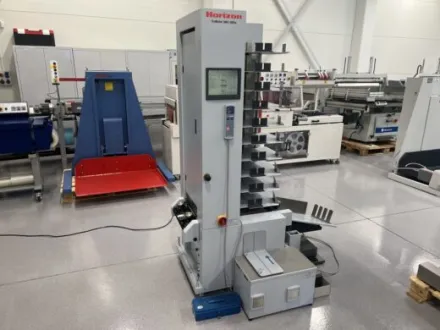 Horizon Horizon VAC-100a + PJ-77R Collator with jogger Zusammentragmaschinen – RESALE