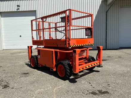 2017 Skyjack SJ6826RT Hubarbeitsbühne – RESALE