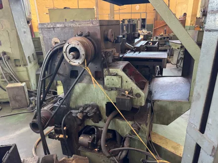 Bearbeitungszentrum – RESALE