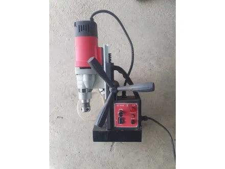 Bohrmaschinen mit Magnet – RESALE