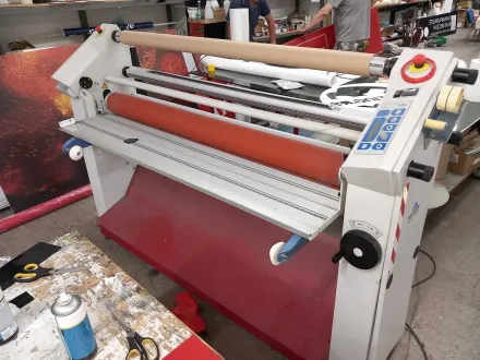 NESCHEN AG HOTLAM TH 1600N TU Hot Roll Laminator – RESALE