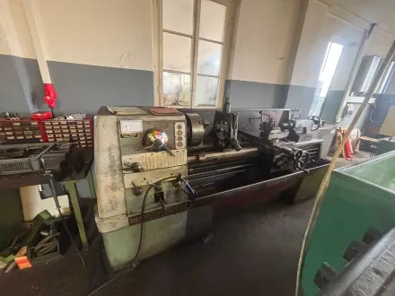 COLCHESTER - Mascot 1600 - Centre lathe – RESALE