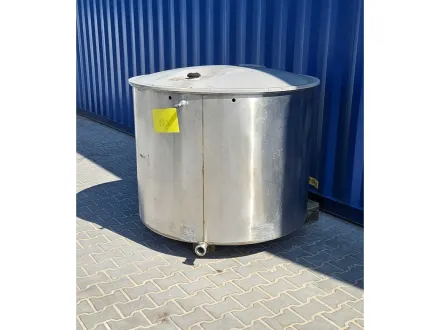 Tank mit Kunststoffabdeckung – RESALE