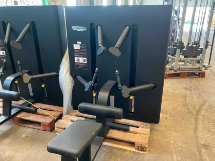 TECHNOGYM KINESIS STATION MH6 LOW PULL Kabelgewichtmaschine – Low Pull – RESALE