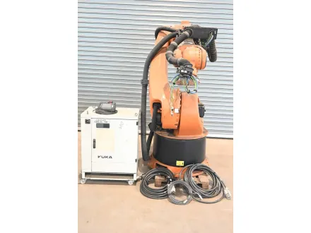 Kuka Industrieroboter KR360-3 ( 10014554 ) inkl. Kuka KRC4 ( 11013227 ) – RESALE