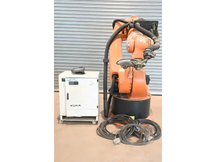 Kuka Industrieroboter KR360 L280-3 ( 10014555 ) inkl. Kuka KRC4 ( 11013502 ) – RESALE