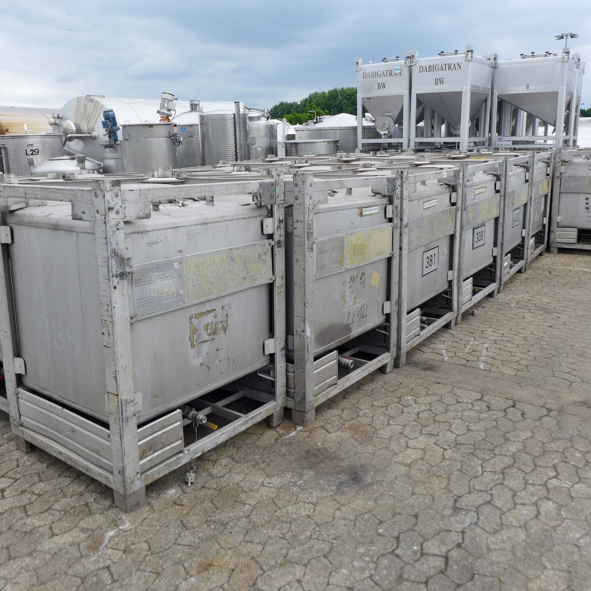 Blefa Kreuztal 1000 Liter IBC Container aus V2A mit Edelstahlgest