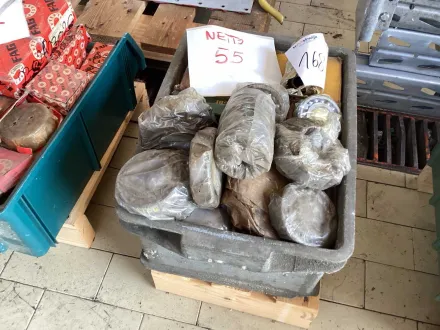 Sonstige Lager – RESALE