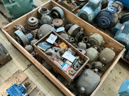 Weitere Inventarausrüstung – RESALE