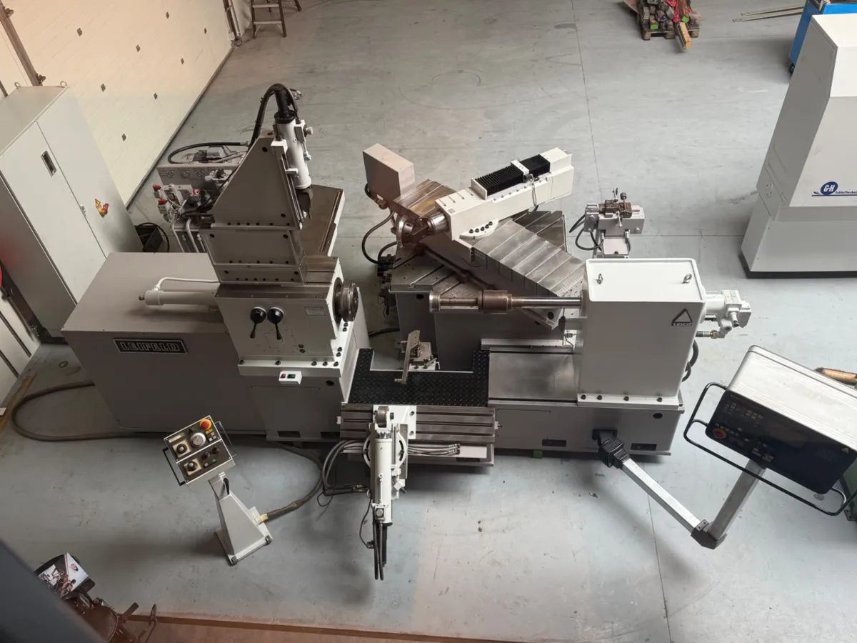 LEIFELD PNC 750
