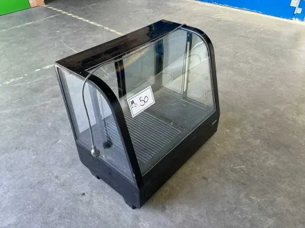 2021 SARO Katrin Tisch-Kühlvitrine – RESALE