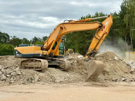 2014 Hyundai Robex 300NLC-9A Kettenbagger – RESALE
