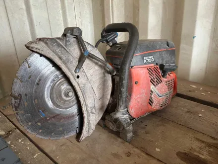 Husqvarna K750 Motorschleifmaschine – RESALE