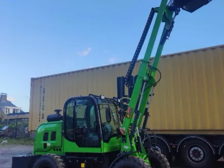 Nycheki Y25-42 Teleskopischer Gelenklader 4x4 – Schnellkupplung – Schaufel + Palettengabel – RESALE