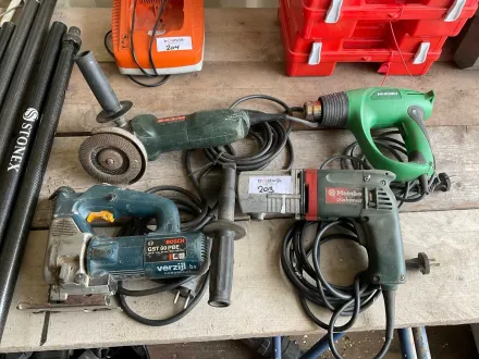 Elektrowerkzeuge (4x) – RESALE