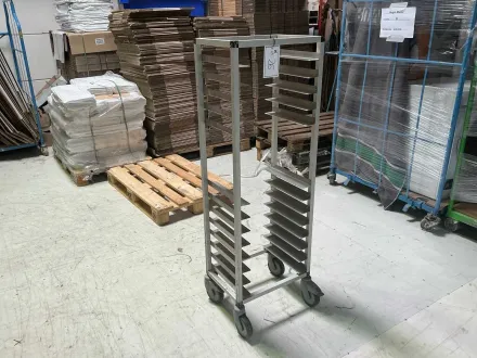 SCHOLL Tablett-Transportwagen – RESALE