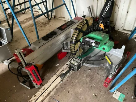 2007 Hitachi C 12LCH Sternkreissäge – RESALE
