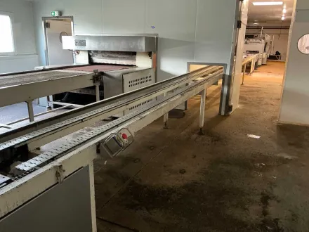 Kettenförderband für den Formausgang – RESALE