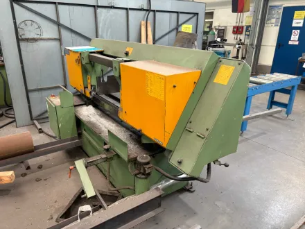 BAUER S 380 Horizontal Bandsägemaschine – RESALE